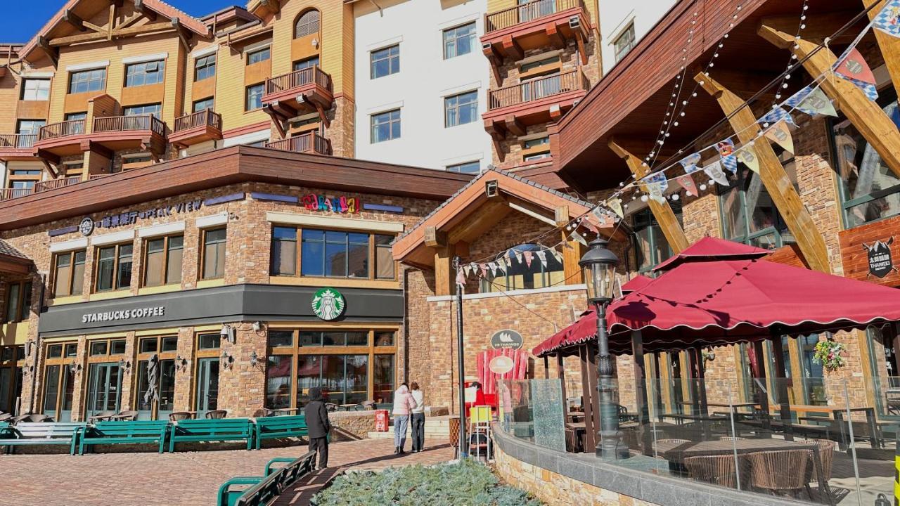 Ski And Suites At Thaiwoo Resort 逅雪套房民宿 Chongli Bagian luar foto